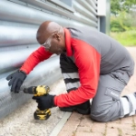 Flexi Armour Ground Mesh colleague installing