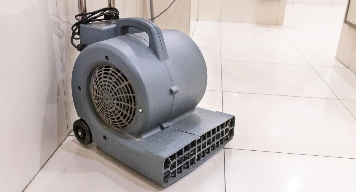 Air dryer fan on floor