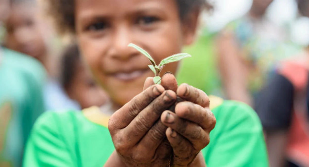 Rentokil providing Malaria no more with a check to celebrate FTSE 100
