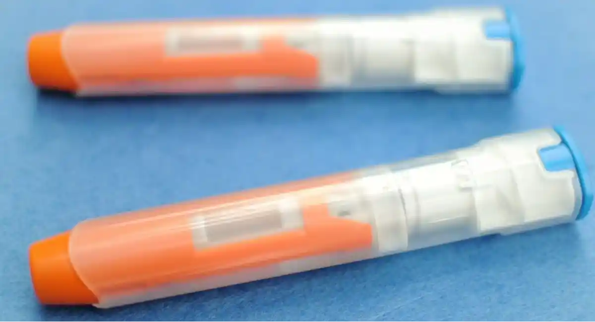 epi pen for stinging pest allergy